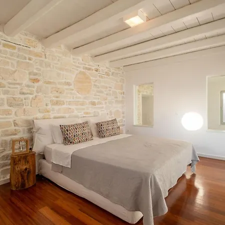 Luxury Aethra -island Living Paros- Villa Sotires